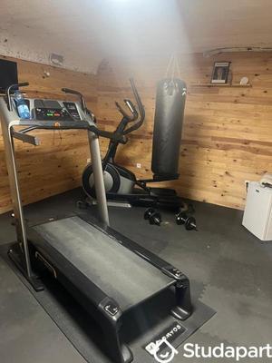 Appartement - 243 m² - 8 pièces