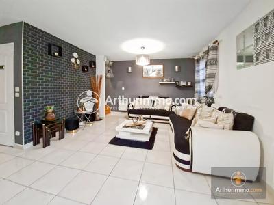 Maison - 96 m² - 5 pièces