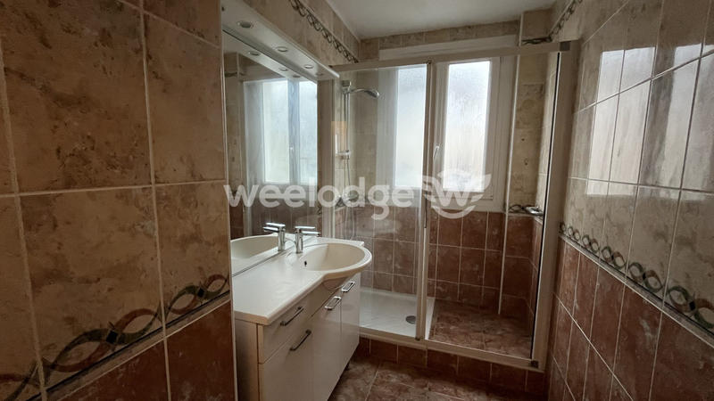 Appartement - 75 m² - 4 pièces