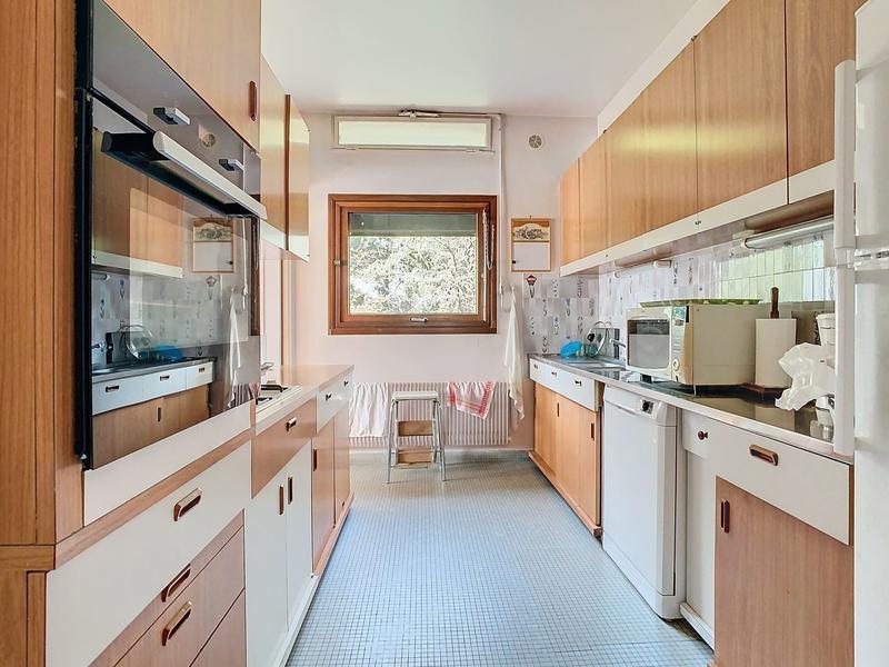 Maison - 200 m² - 7 pièces