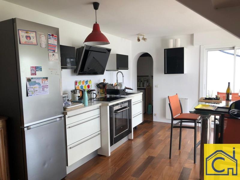 Maison - 167 m² - 6 pièces