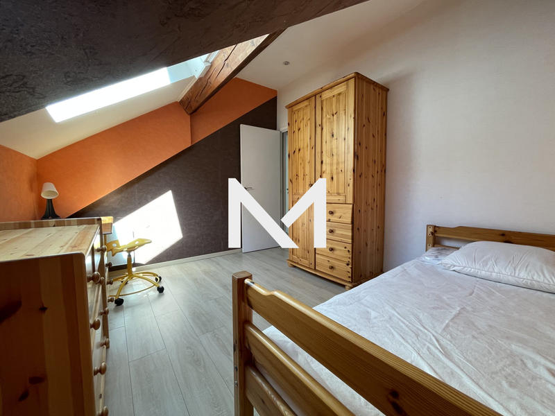 Maison - 137 m² - 6 pièces