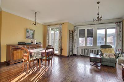 Appartement - 93 m² - 4 pièces