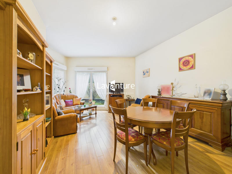 Appartement - 70 m² - 3 pièces