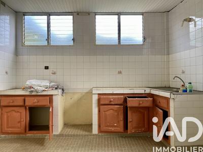 Maison - 159 m² - 9 pièces