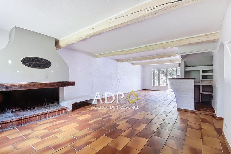 Appartement - 93 m² - 3 pièces