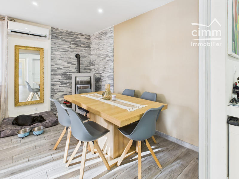 Maison - 85 m² - 4 pièces