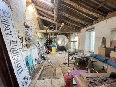 Maison - 345 m² - 7 pièces