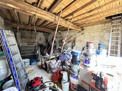 Grange - 100 m² - 1 pièce