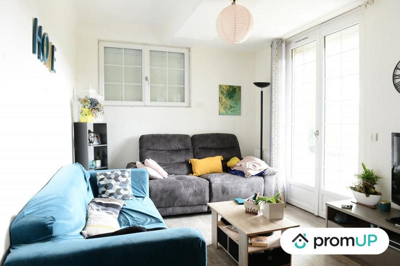 Maison - 180 m² - 8 pièces