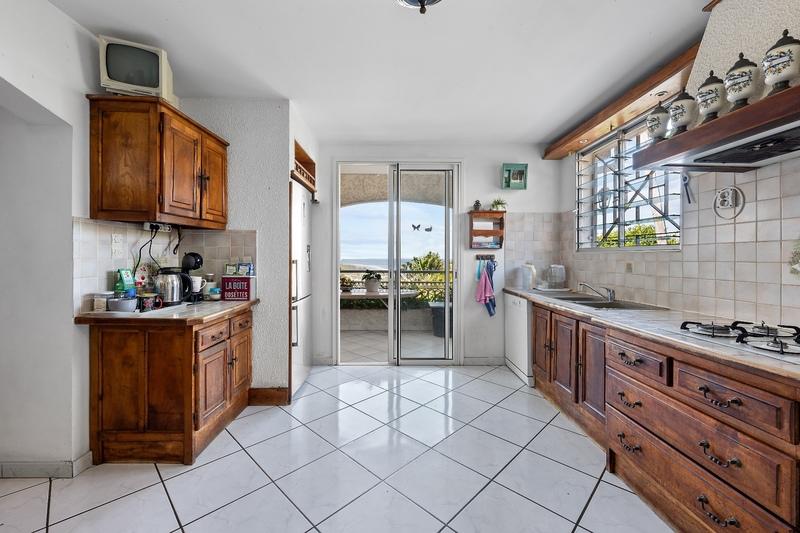 Villa - 230 m² - 5 pièces