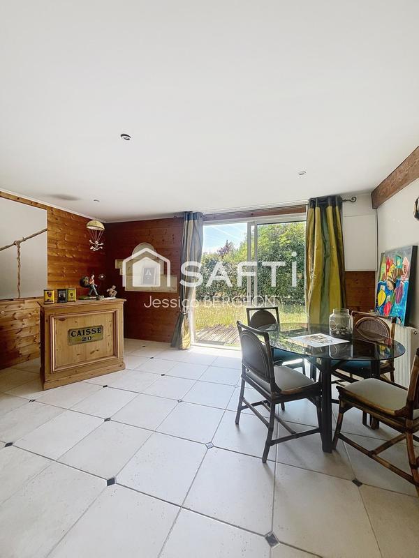 Maison - 170 m² - 5 pièces