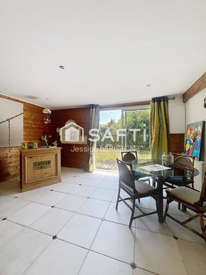 Maison - 170 m² - 5 pièces