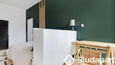 Chambre - 9 m² - 1 pièce