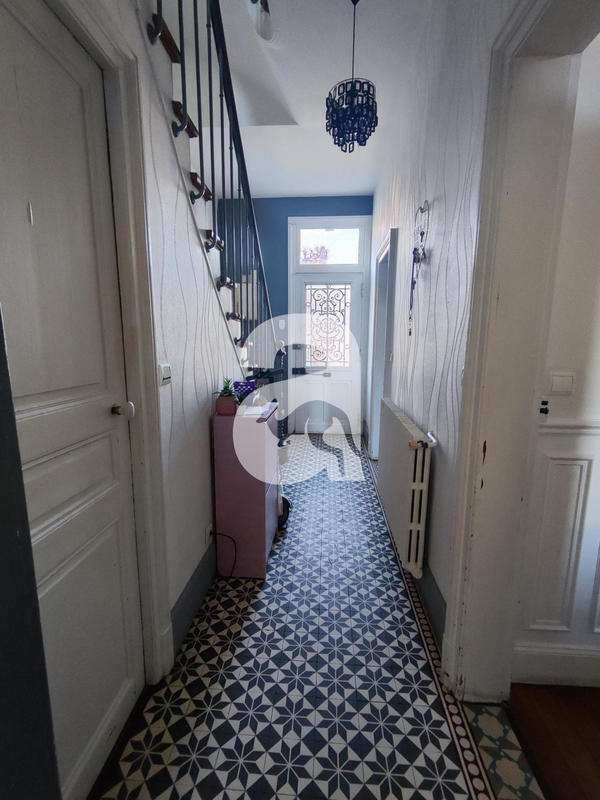 Maison ancienne - 149 m² - 6 pièces