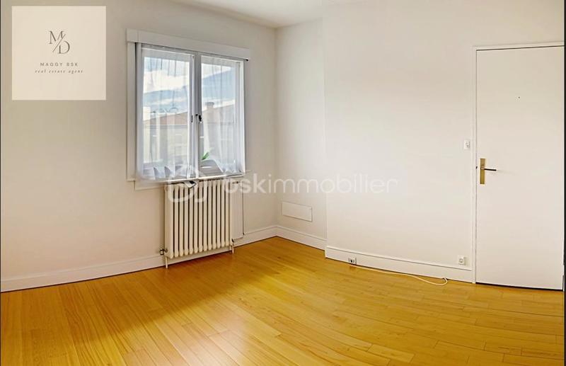 Maison de ville - 91 m² - 7 pièces