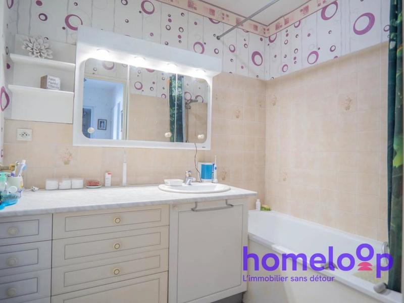 Appartement - 85 m² - 4 pièces