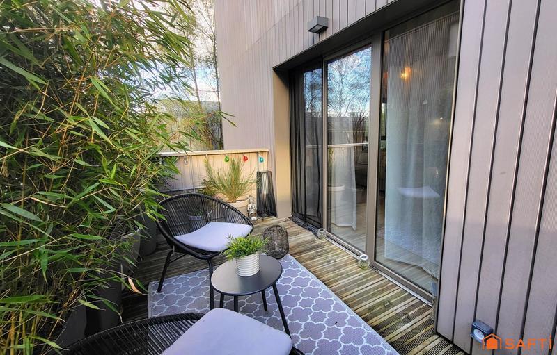 Appartement - 80 m² - 4 pièces