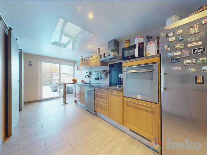 Maison - 95 m² - 5 pièces