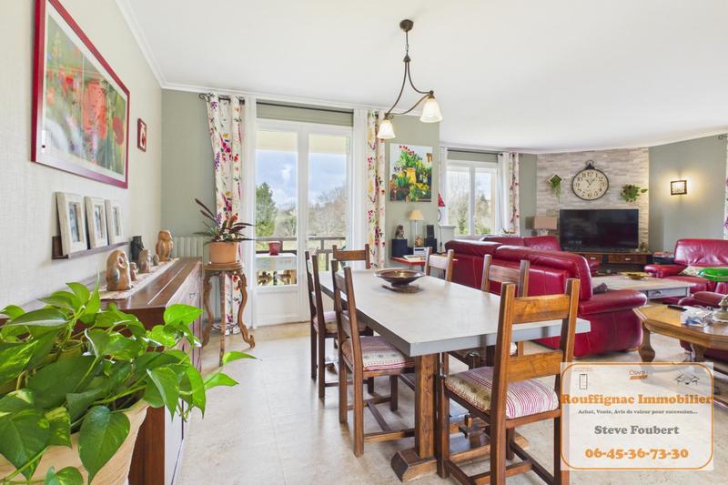 Maison - 185 m² - 7 pièces