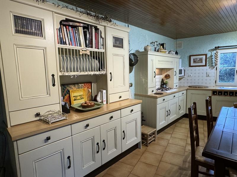 Maison ancienne - 200 m² - 6 pièces