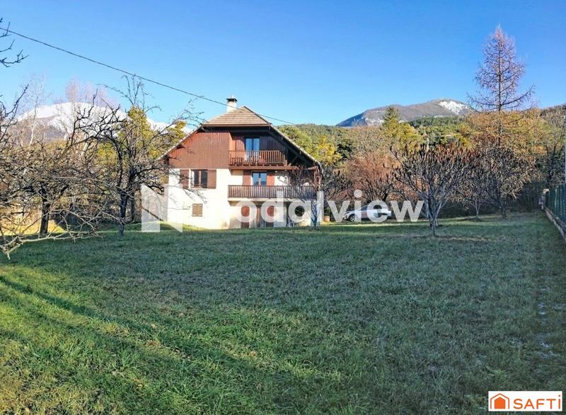 Maison - 180 m² - 6 pièces