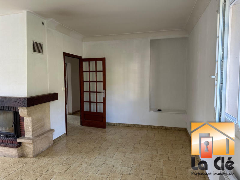 Maison traditionnelle - 137 m² - 5 pièces