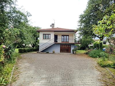 Maison - 89 m² - 5 pièces