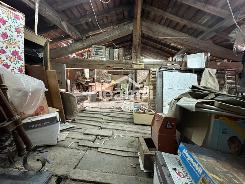 Maison - 85 m² - 5 pièces