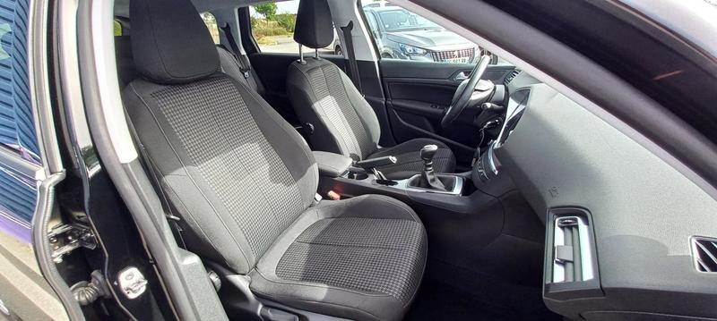 Peugeot 308 Sw Bluehdi 130 Ch Active Business