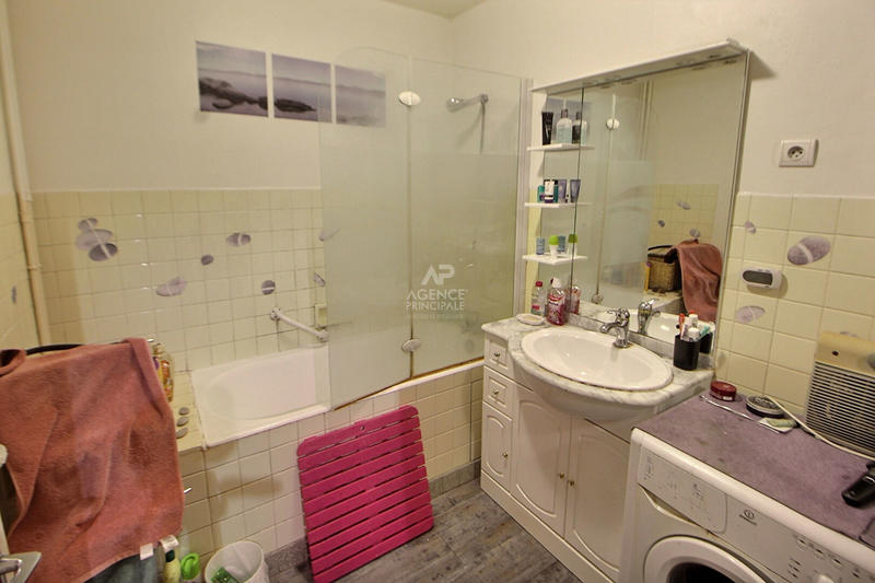 Appartement - 81 m² - 3 pièces