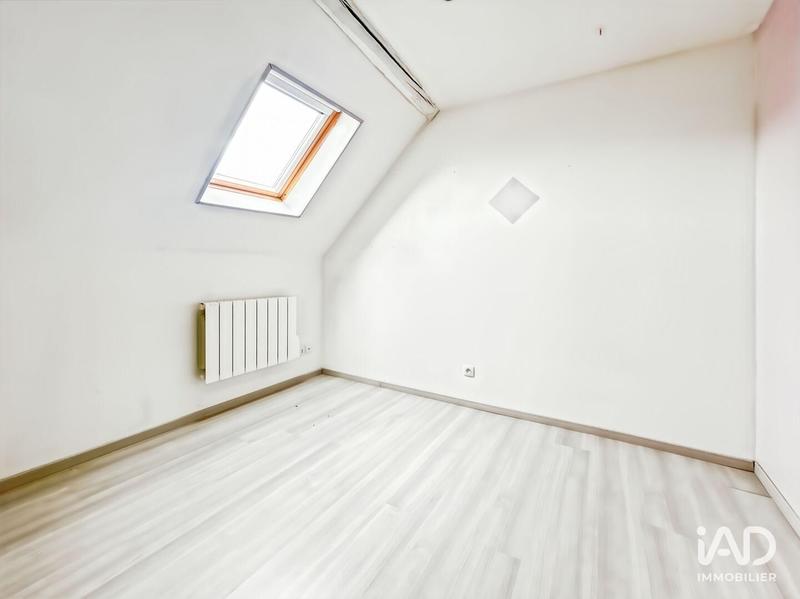 Maison - 200 m² - 6 pièces