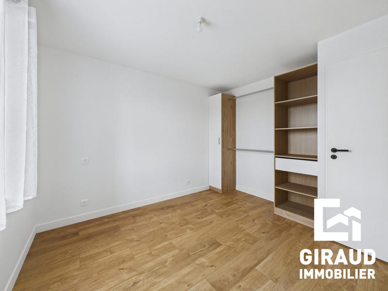 Maison - 93 m² - 4 pièces