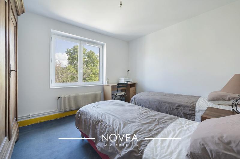 Maison ancienne - 307 m² - 9 pièces