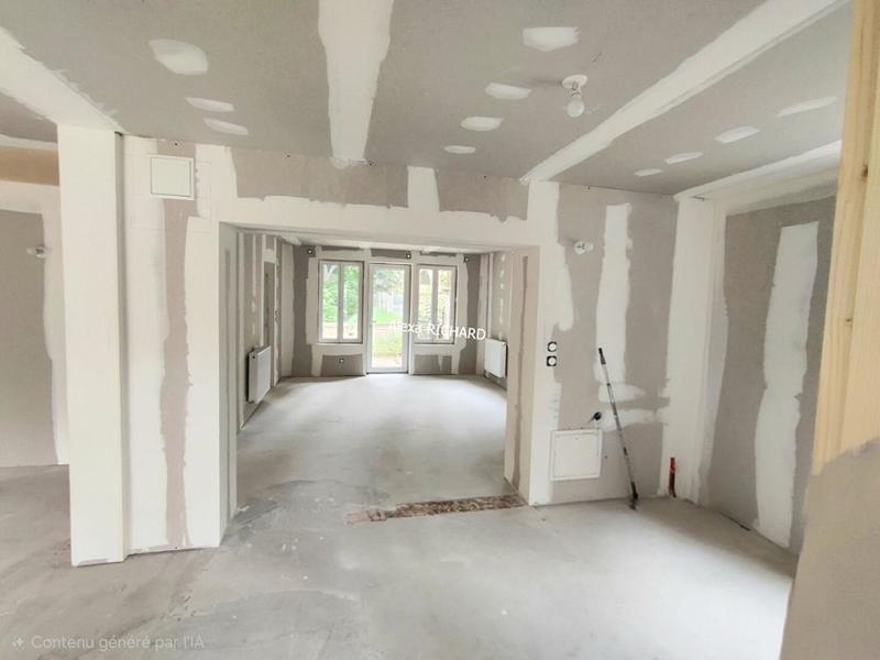 Maison - 161 m² - 7 pièces