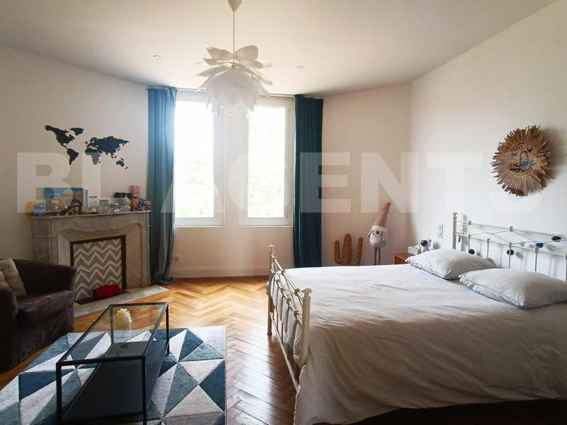 Maison de domaine - 282 m² - 13 pièces