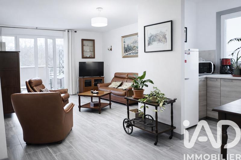 Appartement - 80 m² - 3 pièces