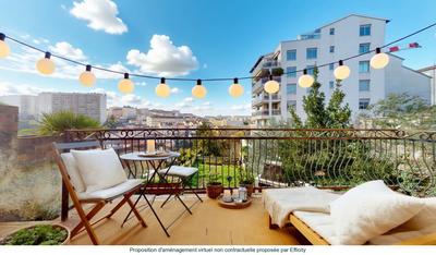 Appartement - 100 m² - 5 pièces