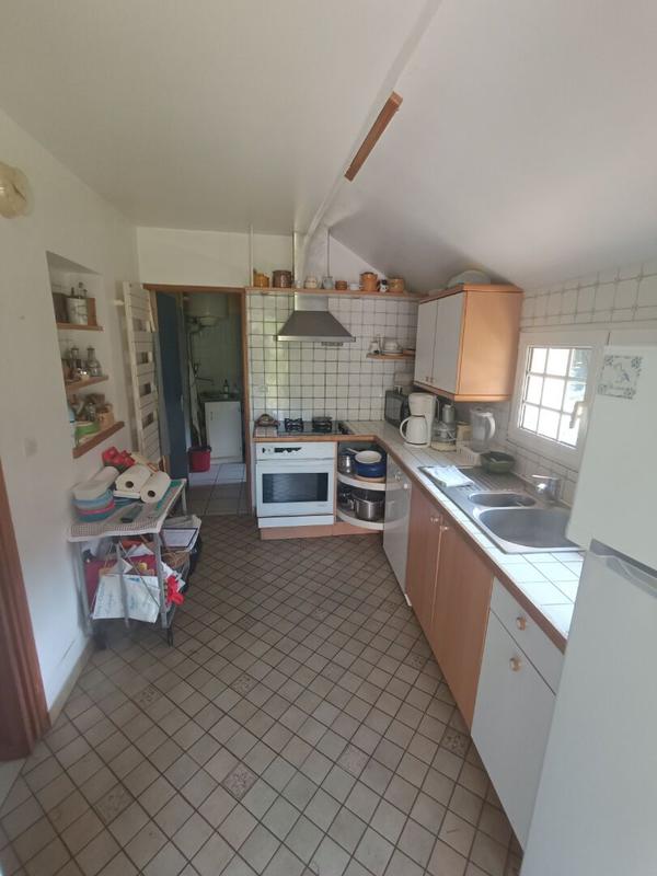 Maison - 254 m² - 12 pièces