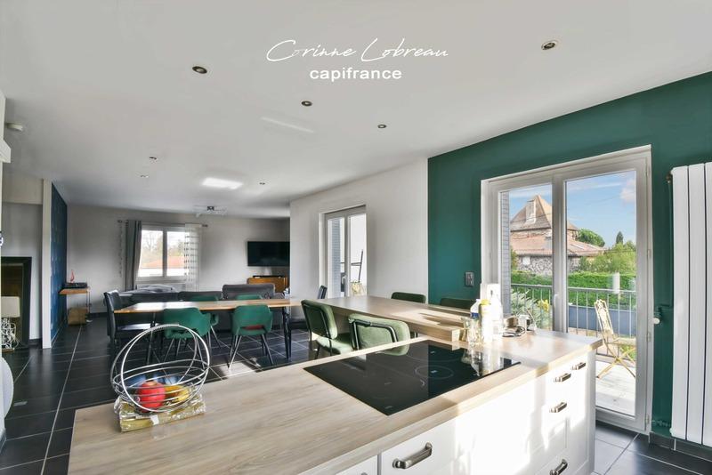 Maison - 160 m² - 7 pièces