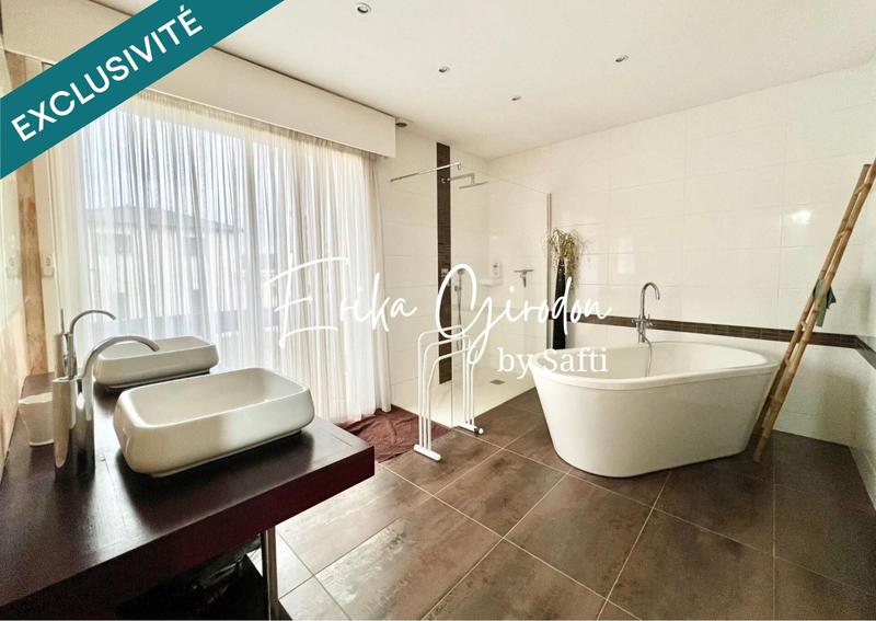 Maison - 184 m² - 6 pièces