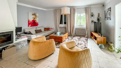 Maison - 250 m² - 7 pièces