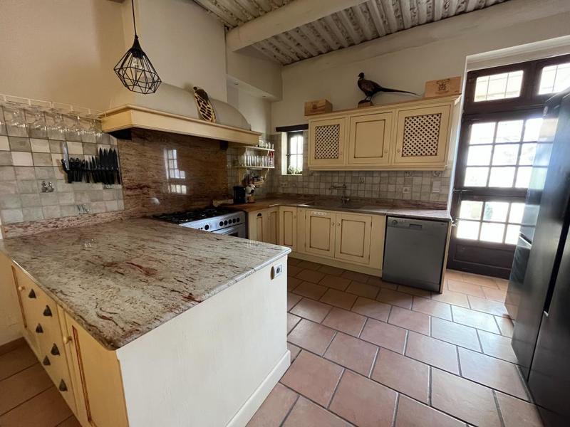 Mas - 146 m² - 4 pièces