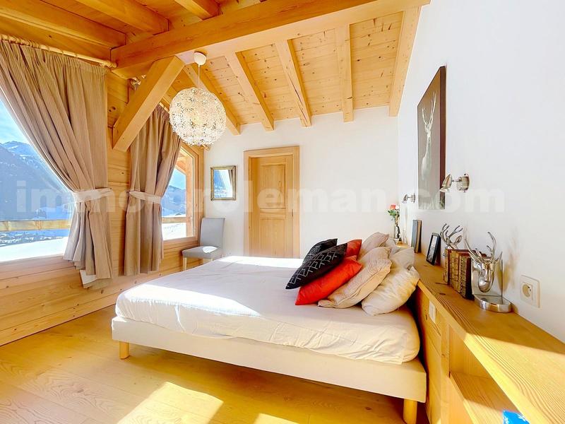 Châlet - 176 m² - 13 pièces