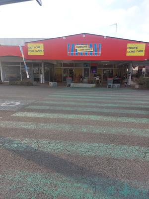 Fonds de commerce - 2 000 m²