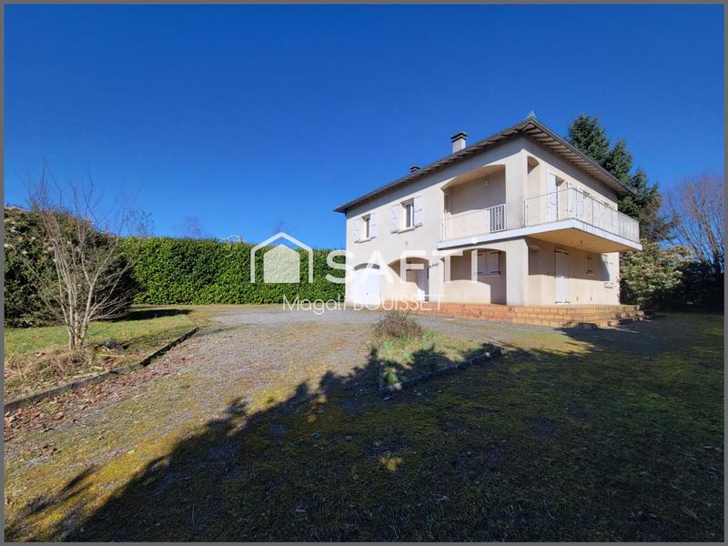 Maison - 140 m² - 5 pièces