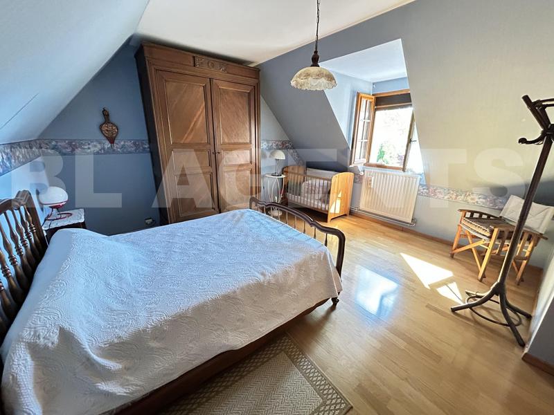 Maison - 165 m² - 7 pièces