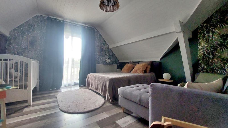 Maison - 145 m² - 8 pièces