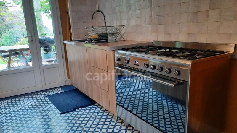 Maison - 210 m² - 5 pièces