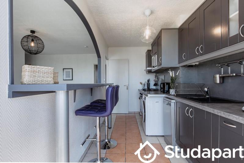 Chambre - 9 m² - 1 pièce